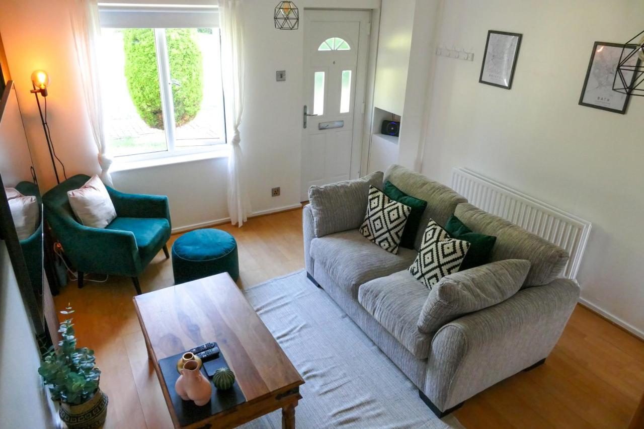 In Longwell Holiday home Warmley